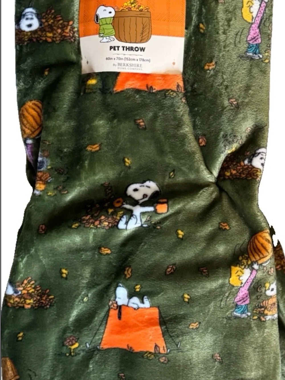 Berkshire Fall Halloween Thanksgiving Peanuts Throw Blanket Images of Snoopy